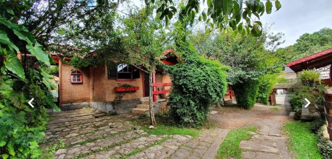 Pousada Chalana Monte Verde  Exterior photo